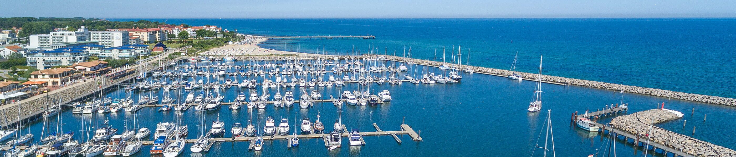 Yachthafen in Kühlungsborn mit Ferienwohnungen und Ostseeblick